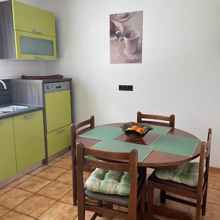 Fabris With Pool And Location Near Sea Apartment