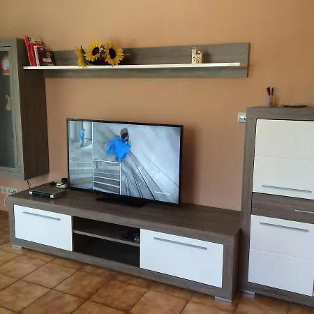 Apartment Fabris With Pool And Location Near Sea Novigrad Istria