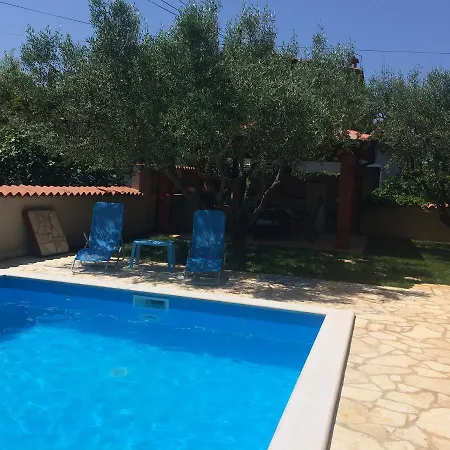 Fabris With Pool And Location Near Sea * Novigrad Istria