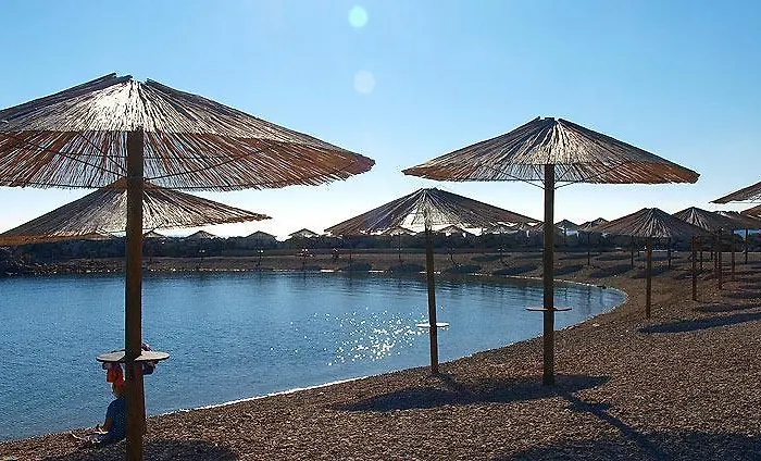 Fabris With Pool And Location Near Sea Novigrad Istria